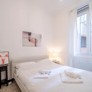 Central & Lovely In - Netflix! Appartamento