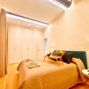 Amazing San Lorenzo 19, Rolli Palace Unesco - Overlooking The Cathedral Free Private Parking Appartamento